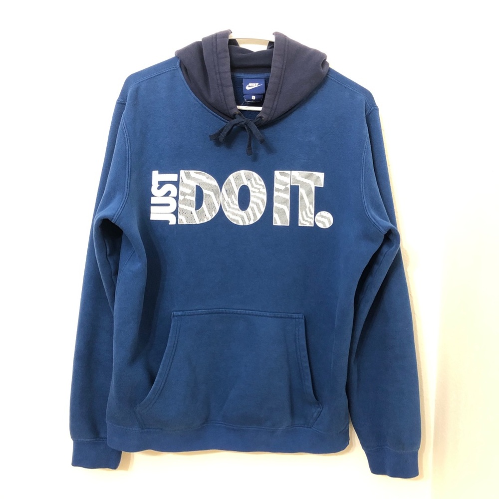 Nike Medium Men’s Hoodie